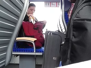 Kompilacija porno zvijezda treperi, lijepa djevojka u tamnu jaknu 1