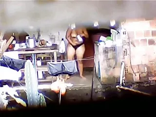 Zmajevi porno slike skrivena vikendica ne. da