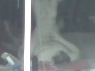 Mama i tata porno gledati voajer prozor seks parovi