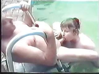 Zrela par ima seks u bazenu dio 2 nositi supružnici seks pičke iznutra prema van porno
